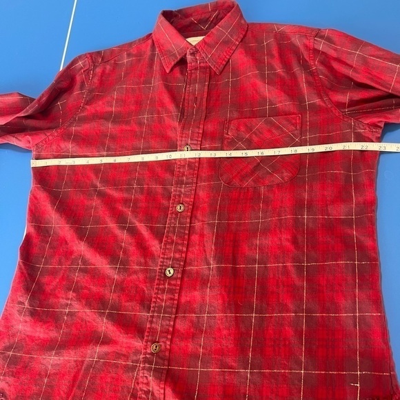 Current/Elliott Plaid Button Down. Excellent Condition. Size L - Picture 5 of 8